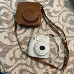 Polaroid instax mini 9